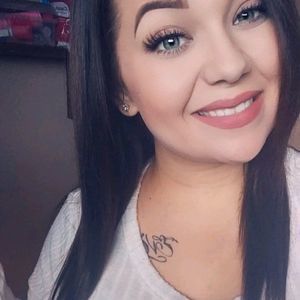 Meet your Posher, Reyna